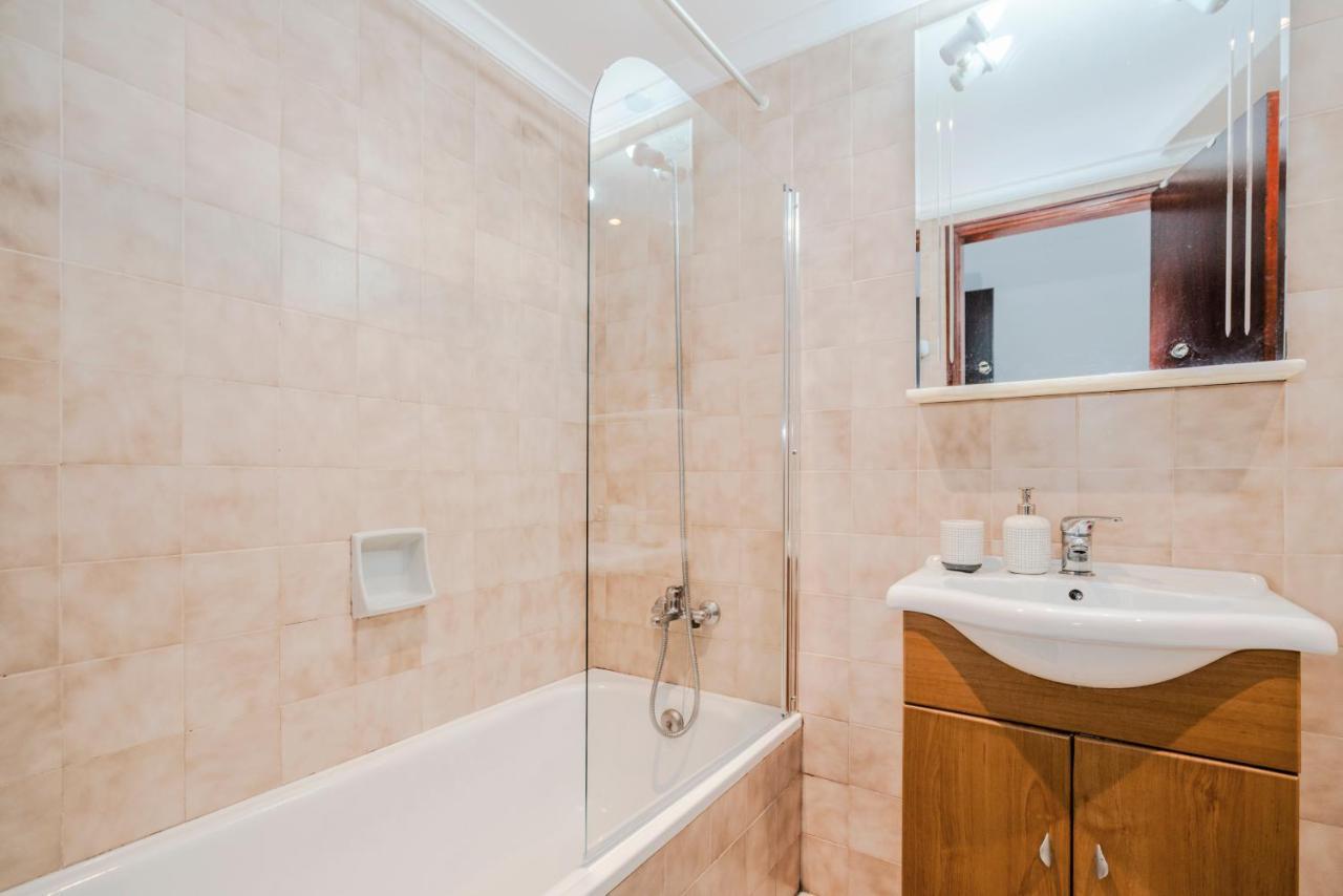 Lovely 1Bed Flat Short Walk To The Marina Vilamoura กัวเตย์รา ภายนอก รูปภาพ